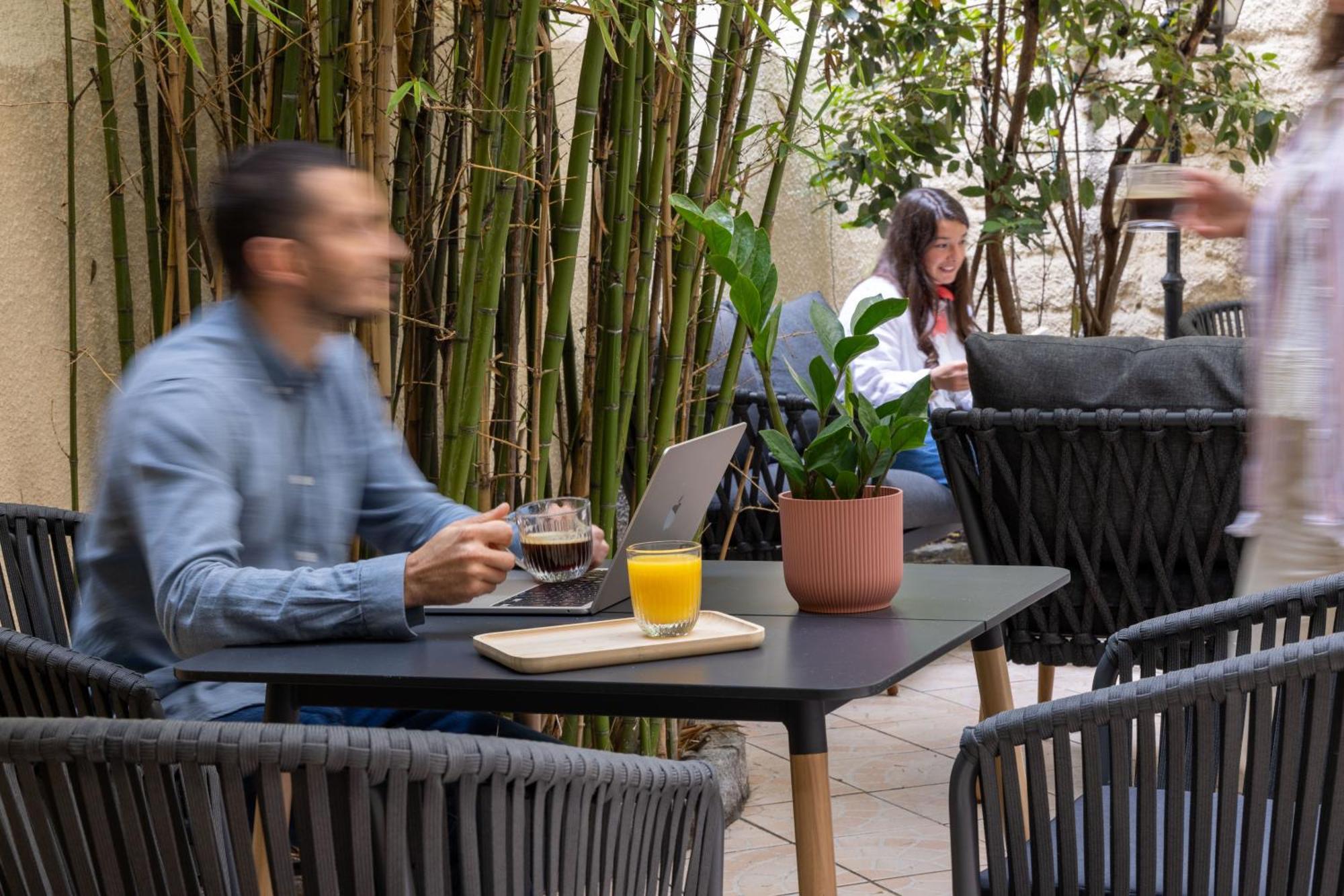 Korner Montmartre Hotel Paris Luaran gambar