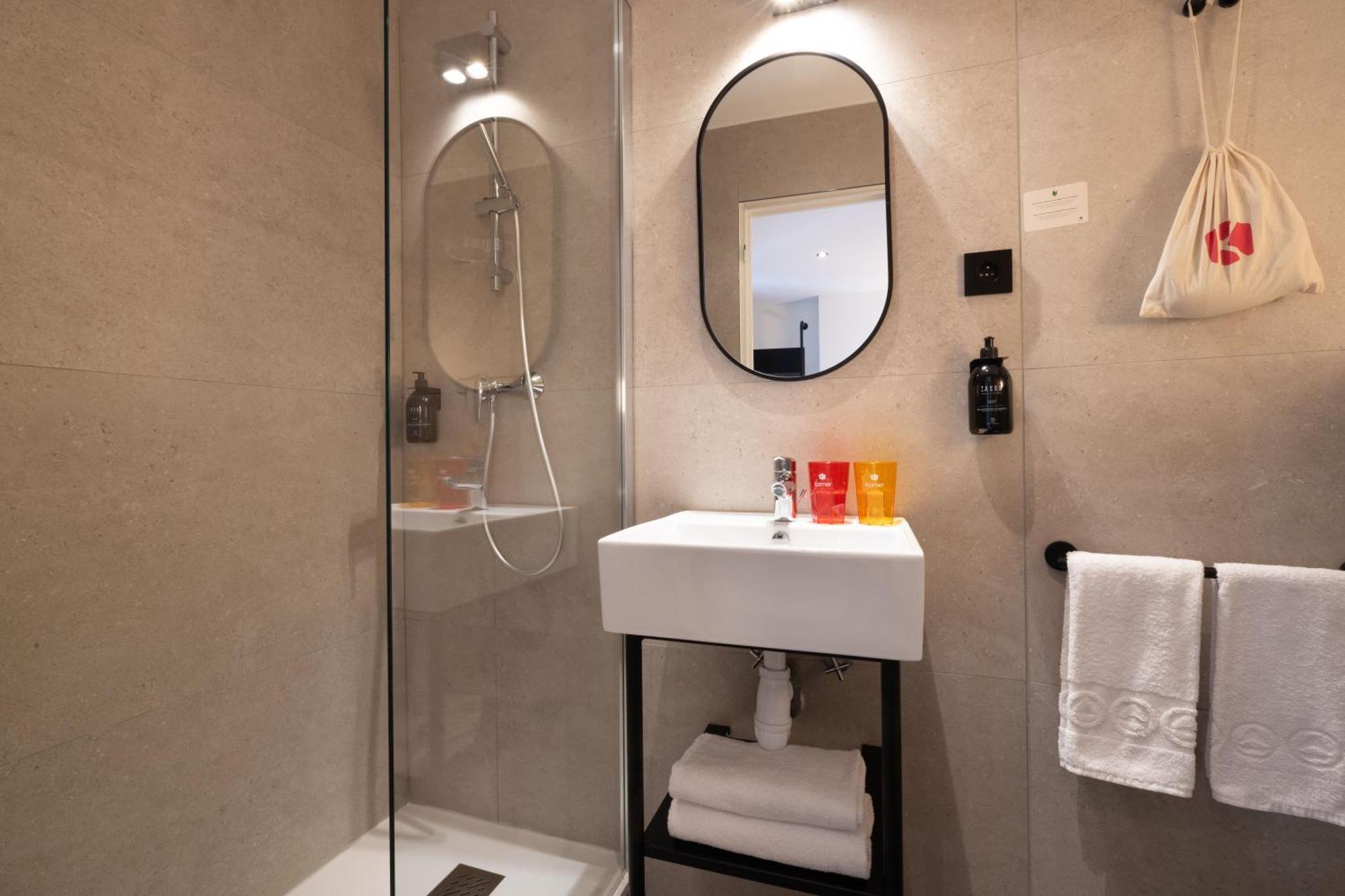 Korner Montmartre Hotel Paris Luaran gambar