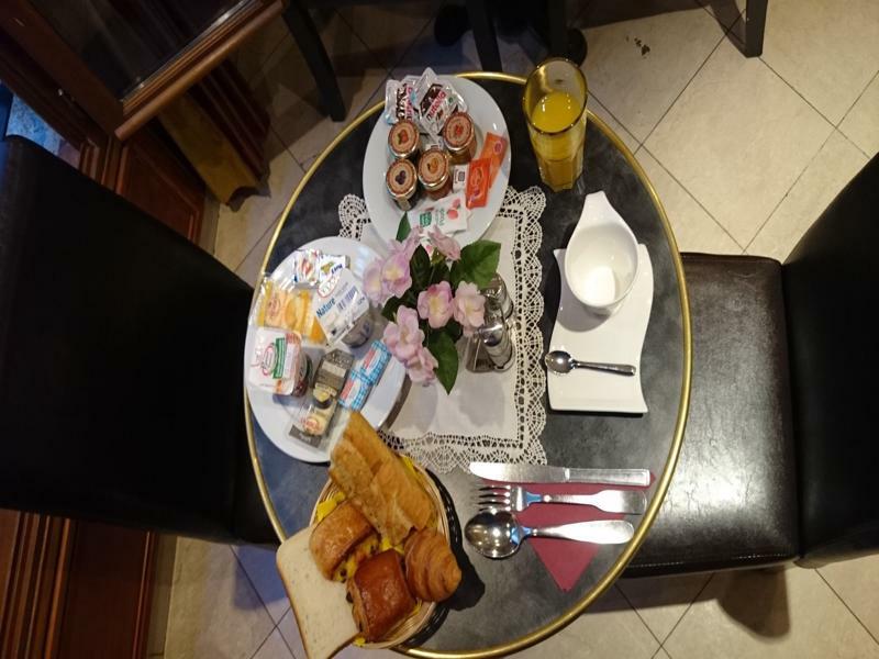 Korner Montmartre Hotel Paris Luaran gambar